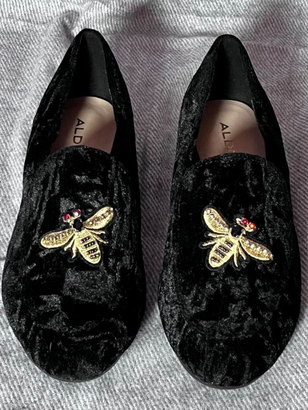 ALDO Black Velvet Bee Smoking Flats 6.5 Holiday Party